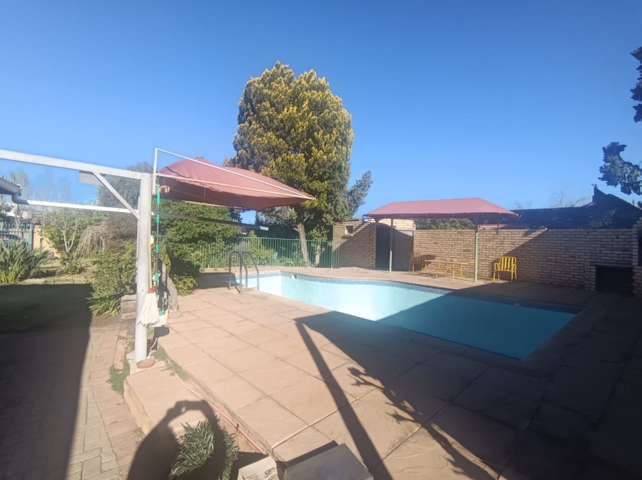 4 Bedroom Property for Sale in Hadison Park Northern Cape